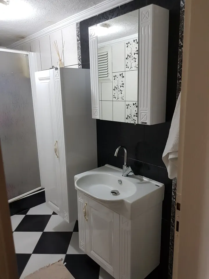 Banyo 1
