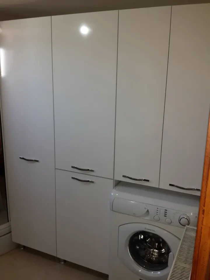 Makine Dolabı — MDF Lam Kapak